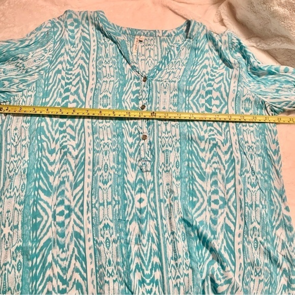 Grand & Greene Tunic Top Large Teal White 3/4 Length Sleeves 1/4 Button-Up Rayon - Picture 14 of 15